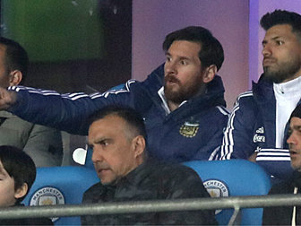 Aguero and Messi's special bon...